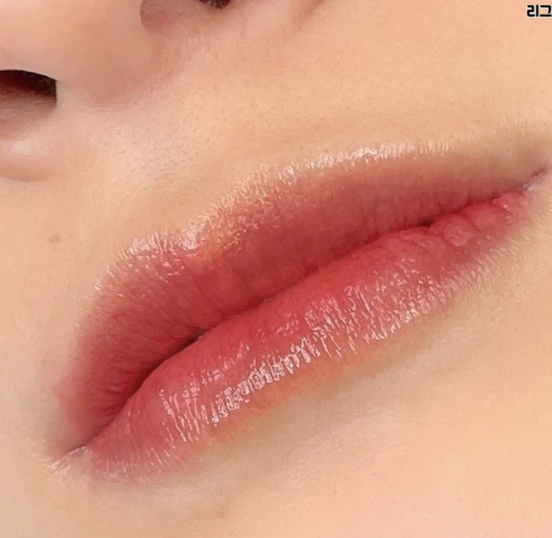 lip tint tattoo