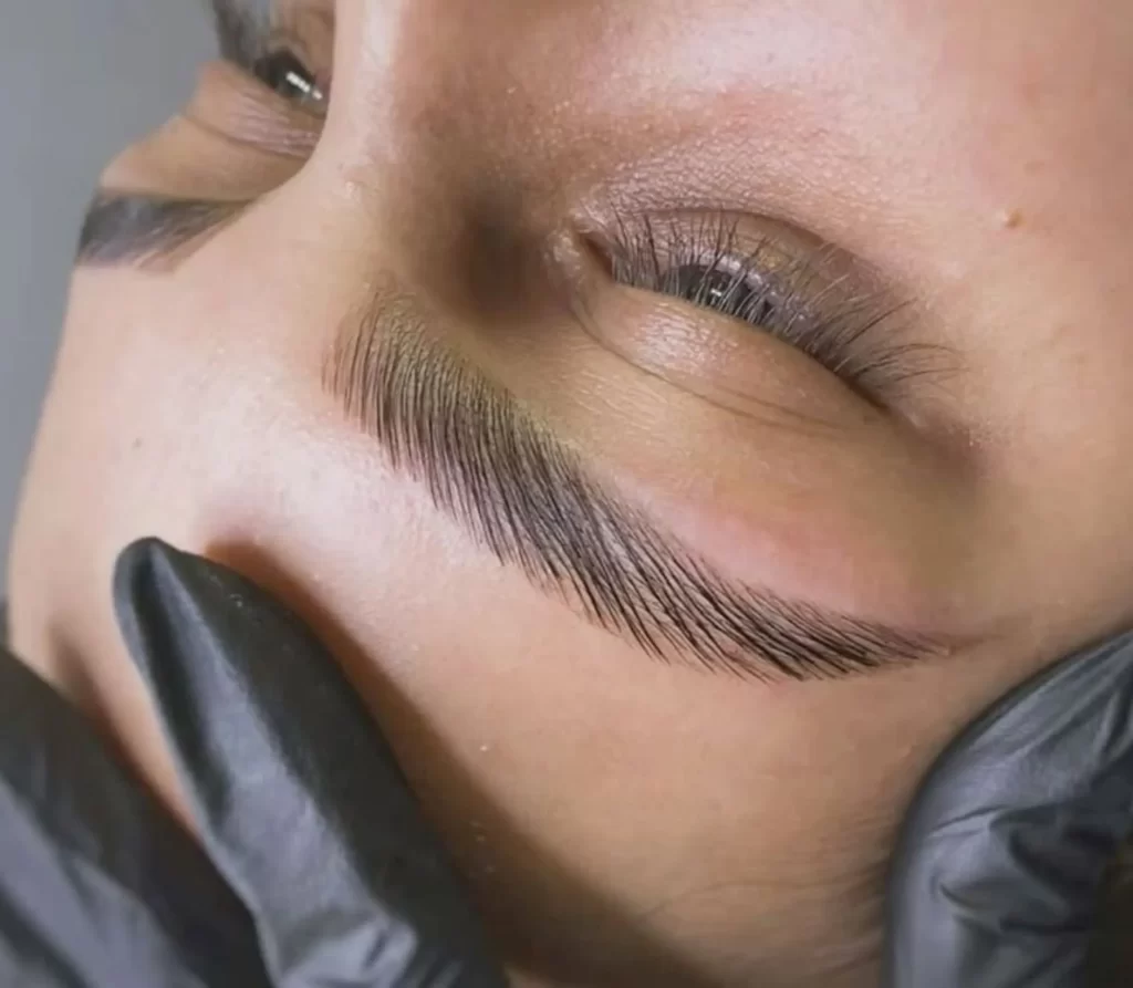 brow tinting vs microblading